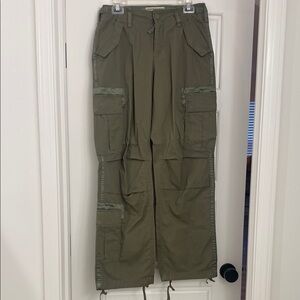 Abercrombie & Fitch Green Wide Leg Cargo Pants